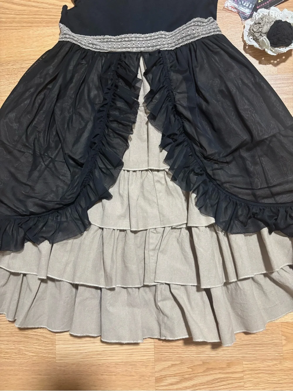 New “Mustard Pie” dress size 8 with matching hair clip with tag